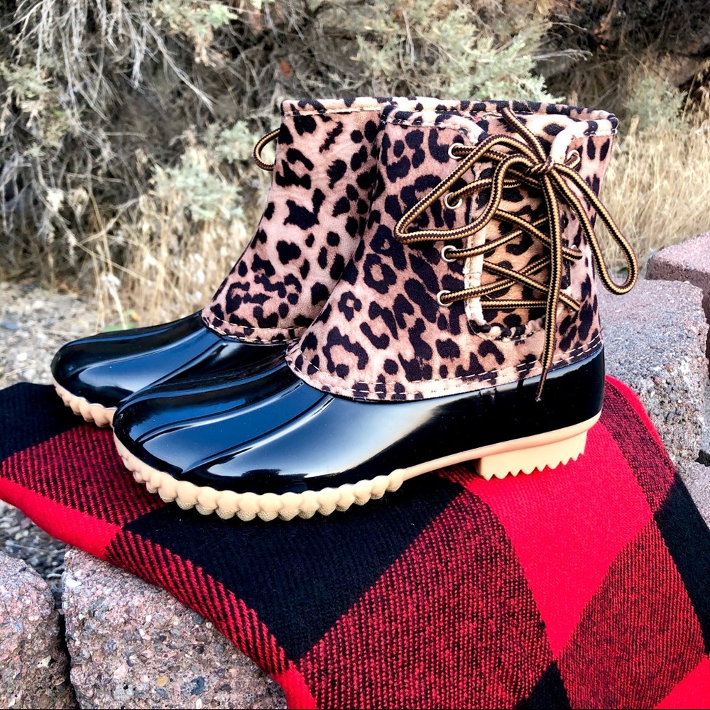 Leopard Rain Boot with Flannel Lining & Laces - Picture 2 of 13
